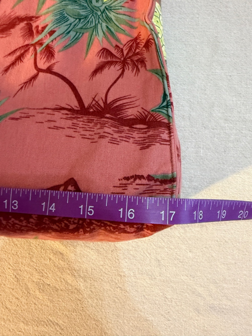 Tommy Bahama cotton structured shoulder bag - Picture 6 of 10